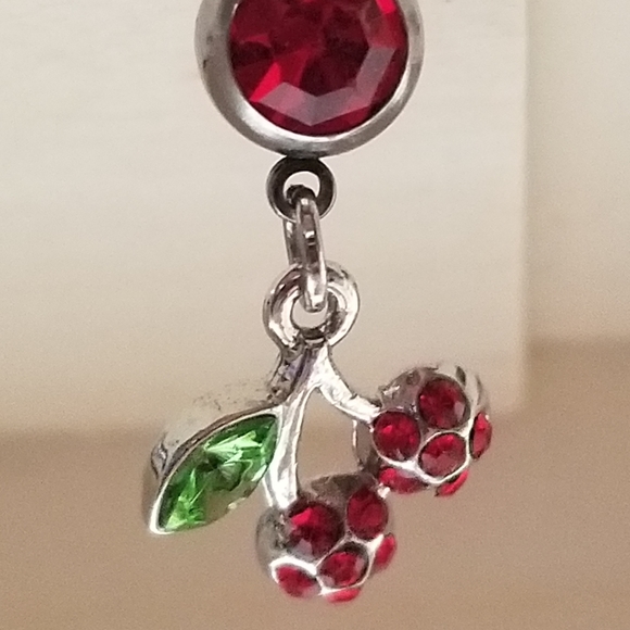 Bellybutton Ring - Picture 2 of 2